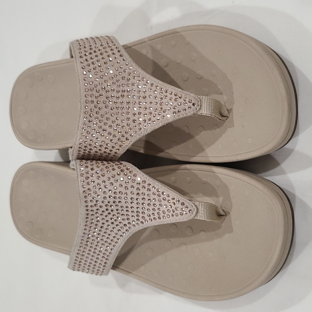 Cream Voionic Bejeweled Flip Flops Size 11